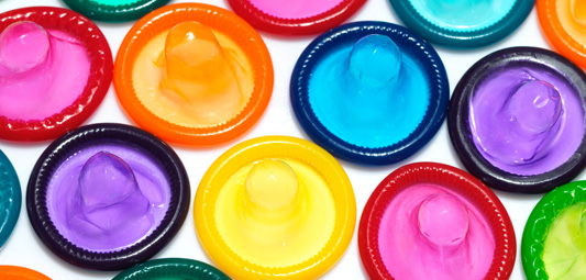 T_0117_condoms_162668088_A